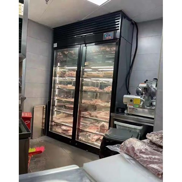 BEEF SHOWCASE